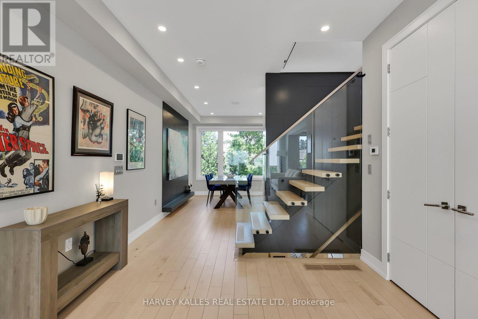 35 WILMINGTON AVENUE - 9