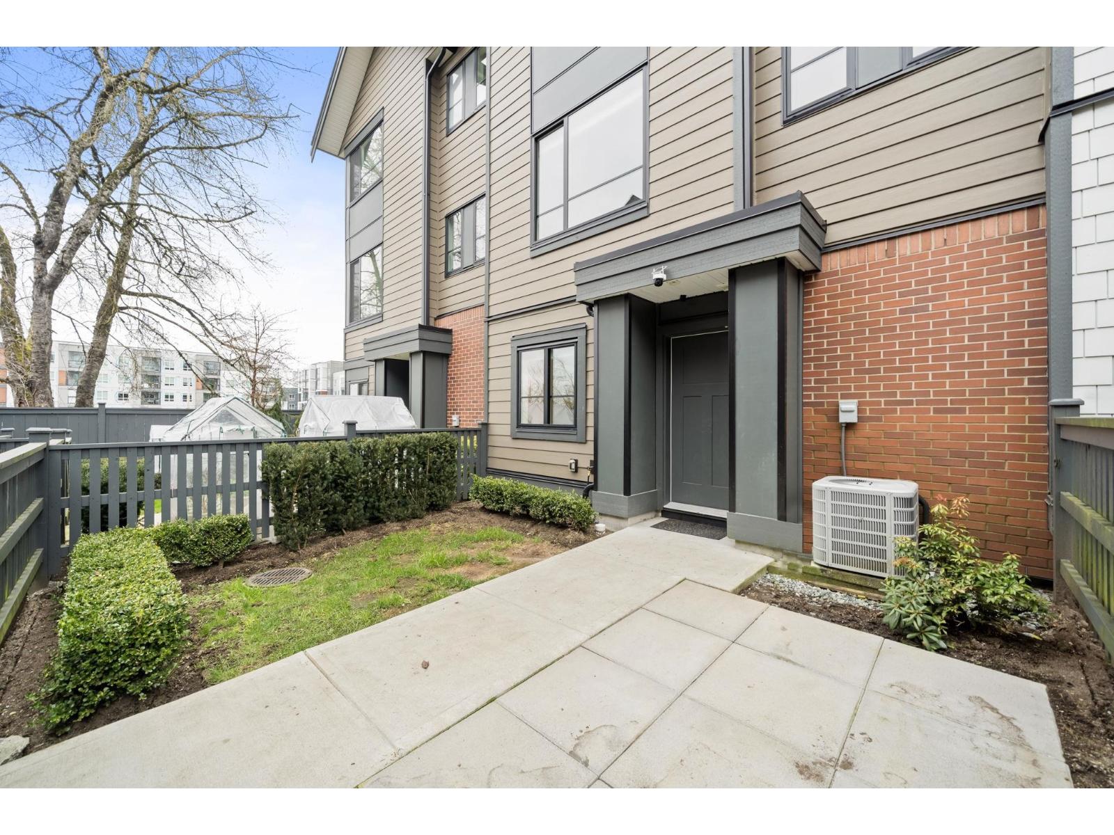 37 19897 75A AVENUE, Langley