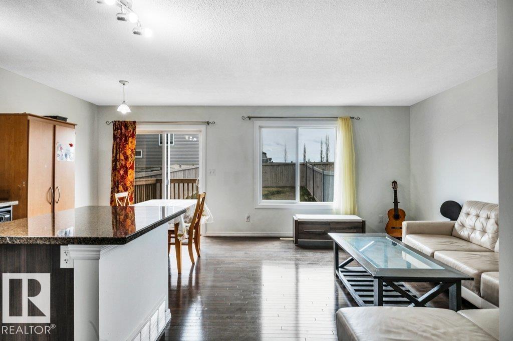 2813 18A AV NW - 6