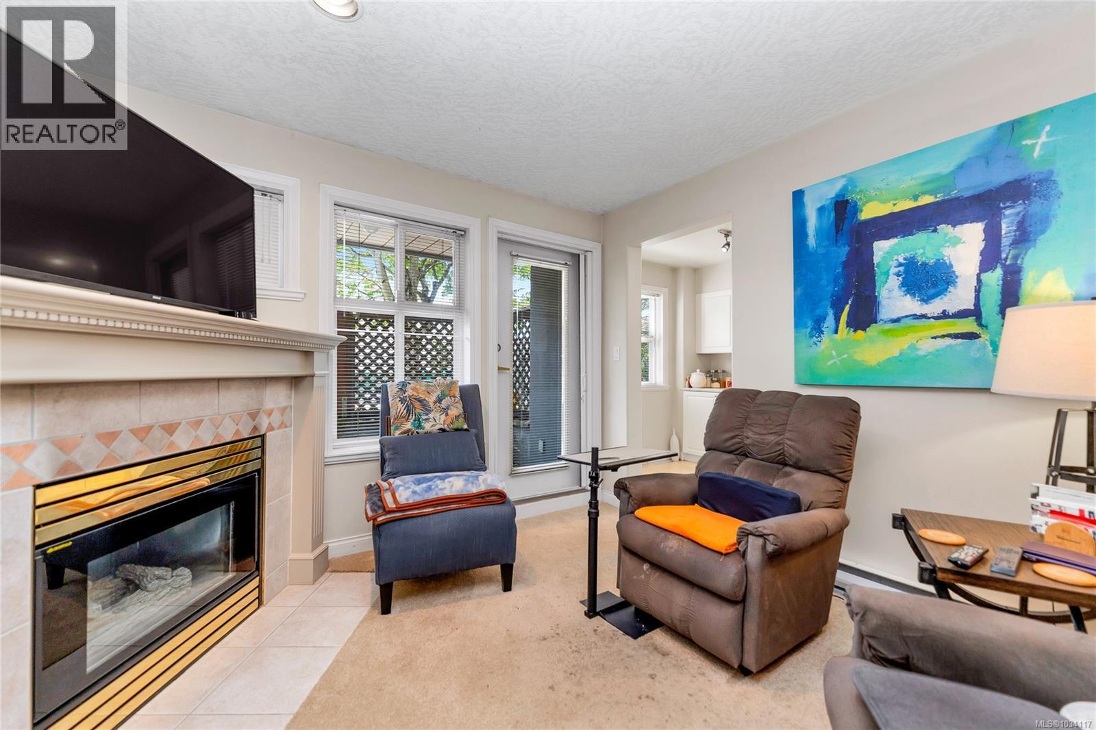 104 1580 Christmas Avenue, Saanich