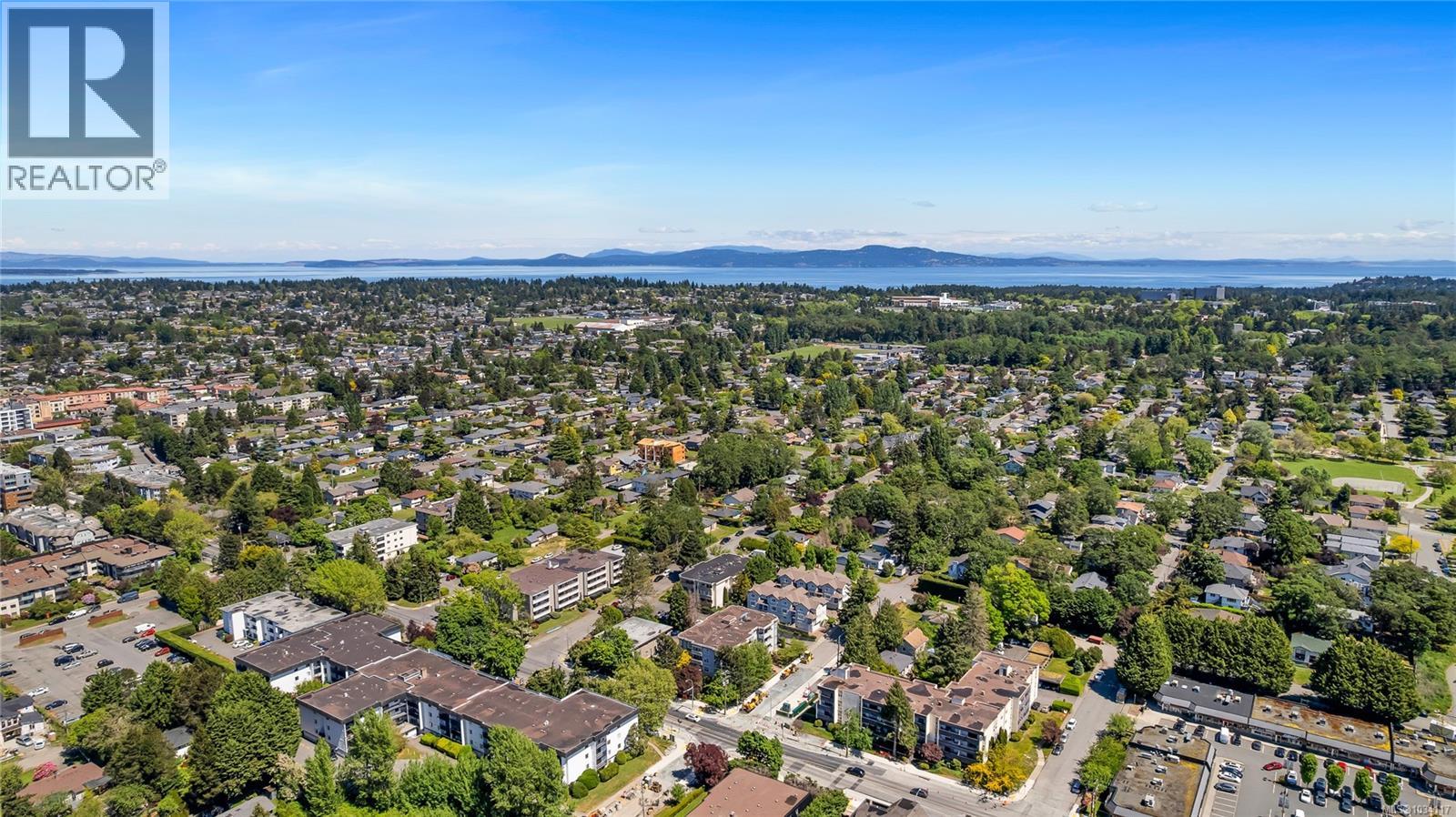104 1580 Christmas Avenue, Saanich
