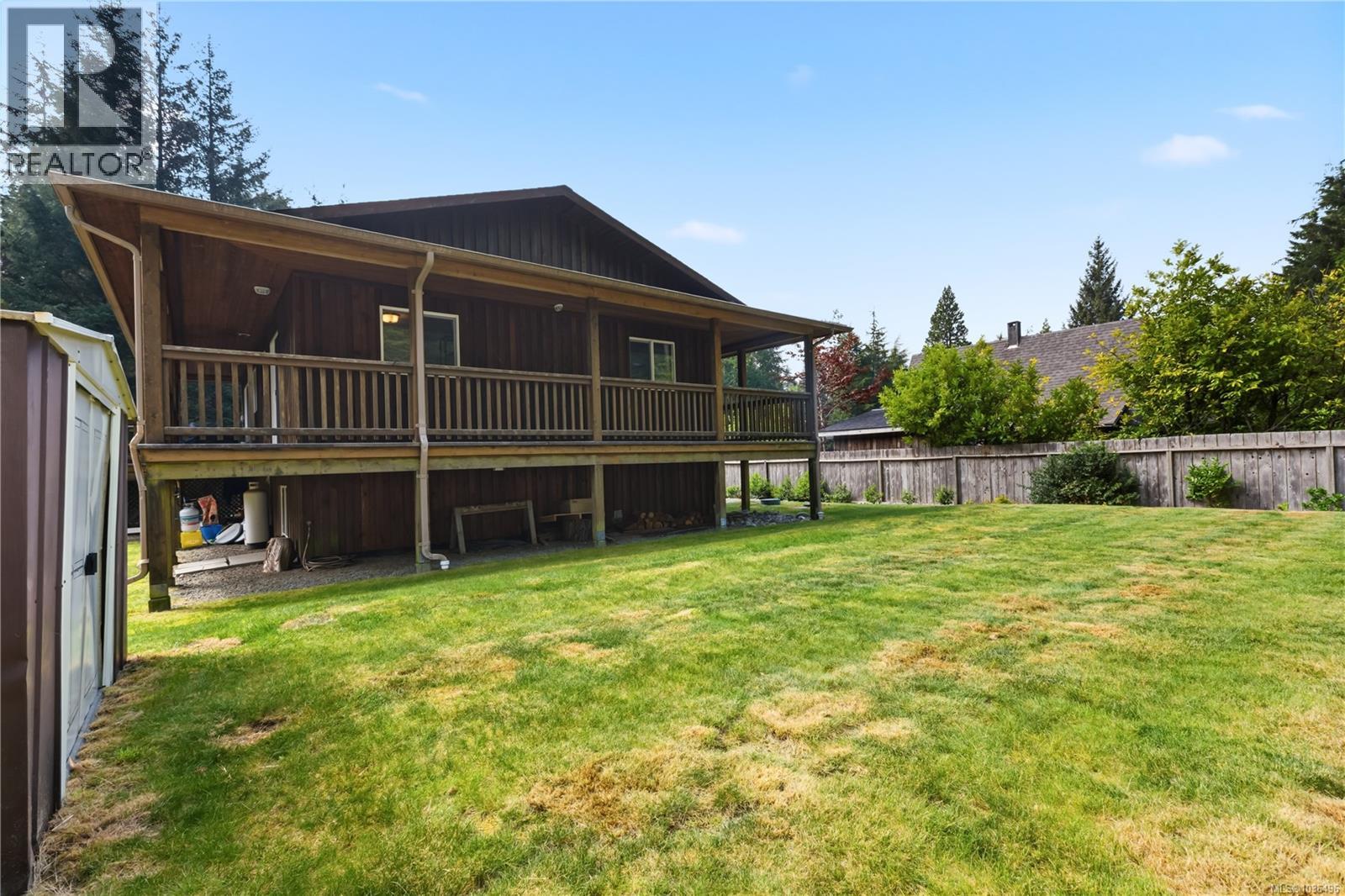 75 Sutton Rd, Ucluelet