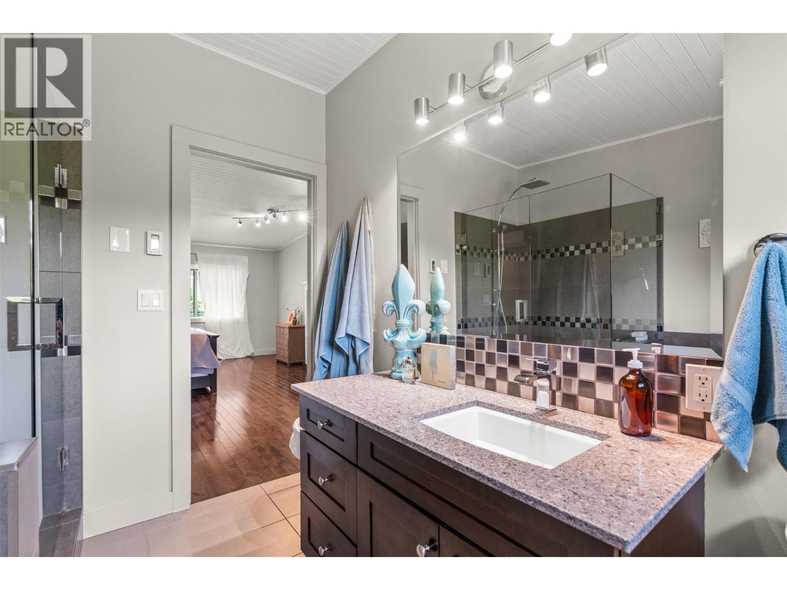 6552 Goose Lake Road, Vernon