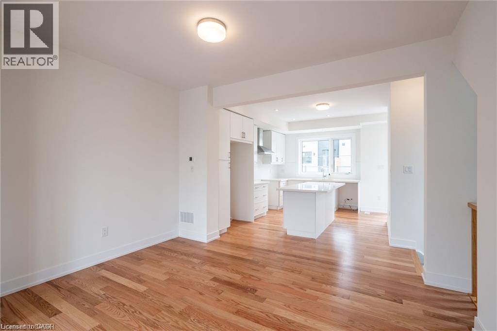 2273 TURNBERRY Road Unit# 47, Burlington, Ontario, L7M2B2 — Photo 9
