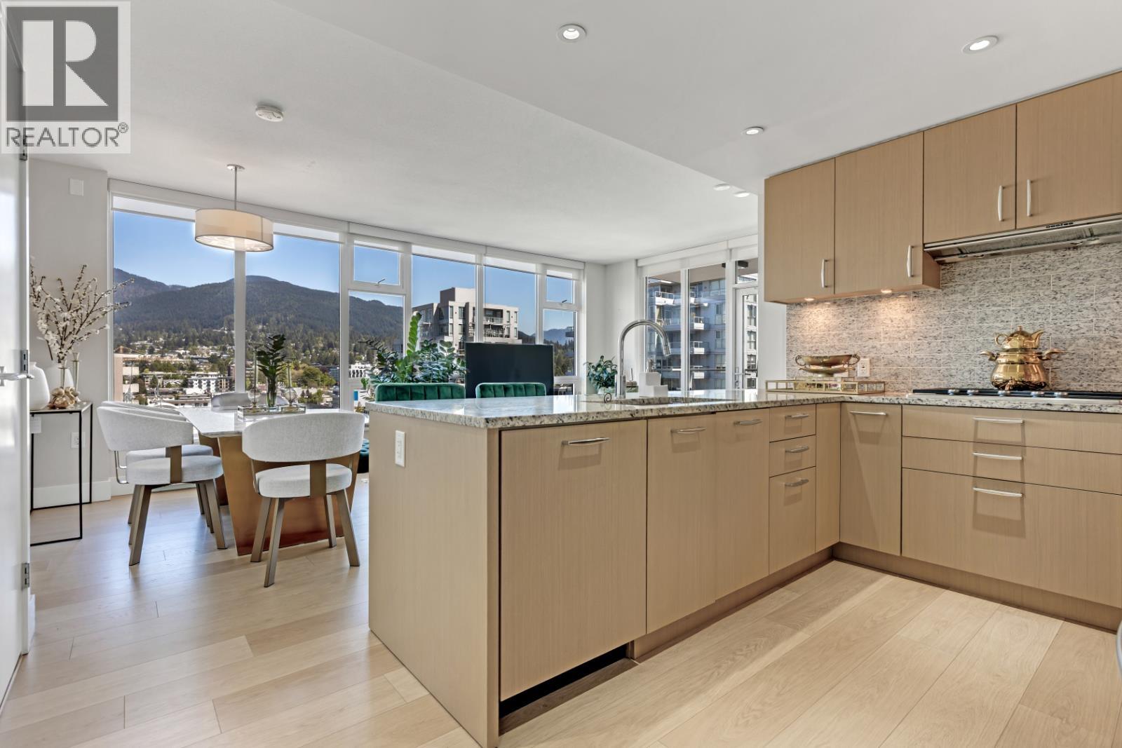 1401 150 15TH Street - main photo