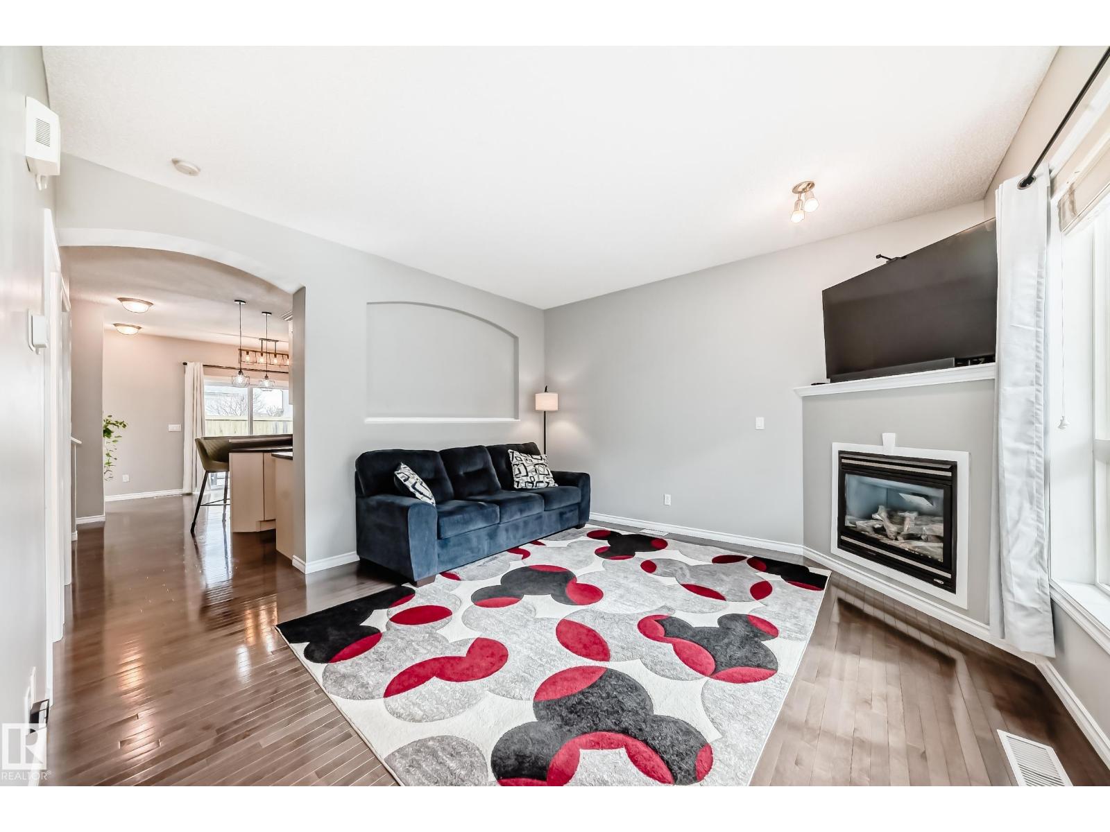 #105 13825 155 AV NW - 6
