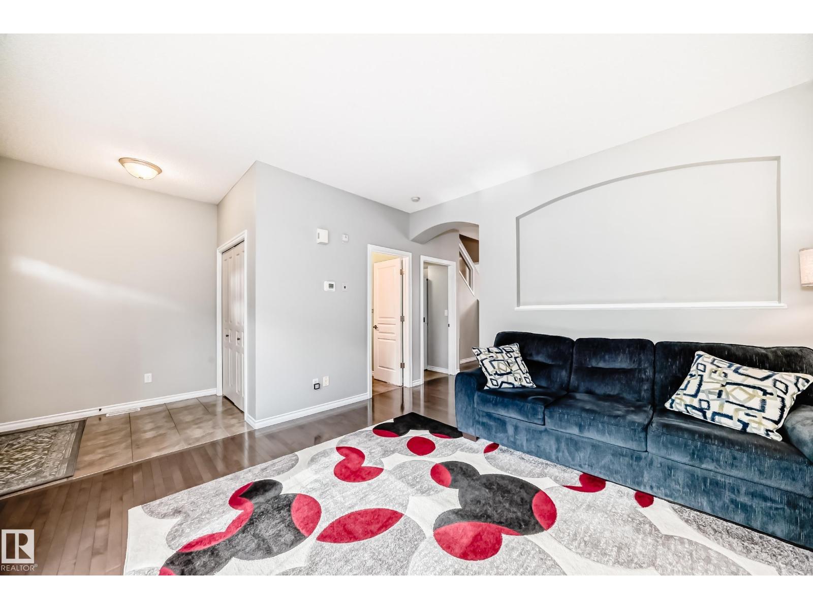 #105 13825 155 AV NW - 7