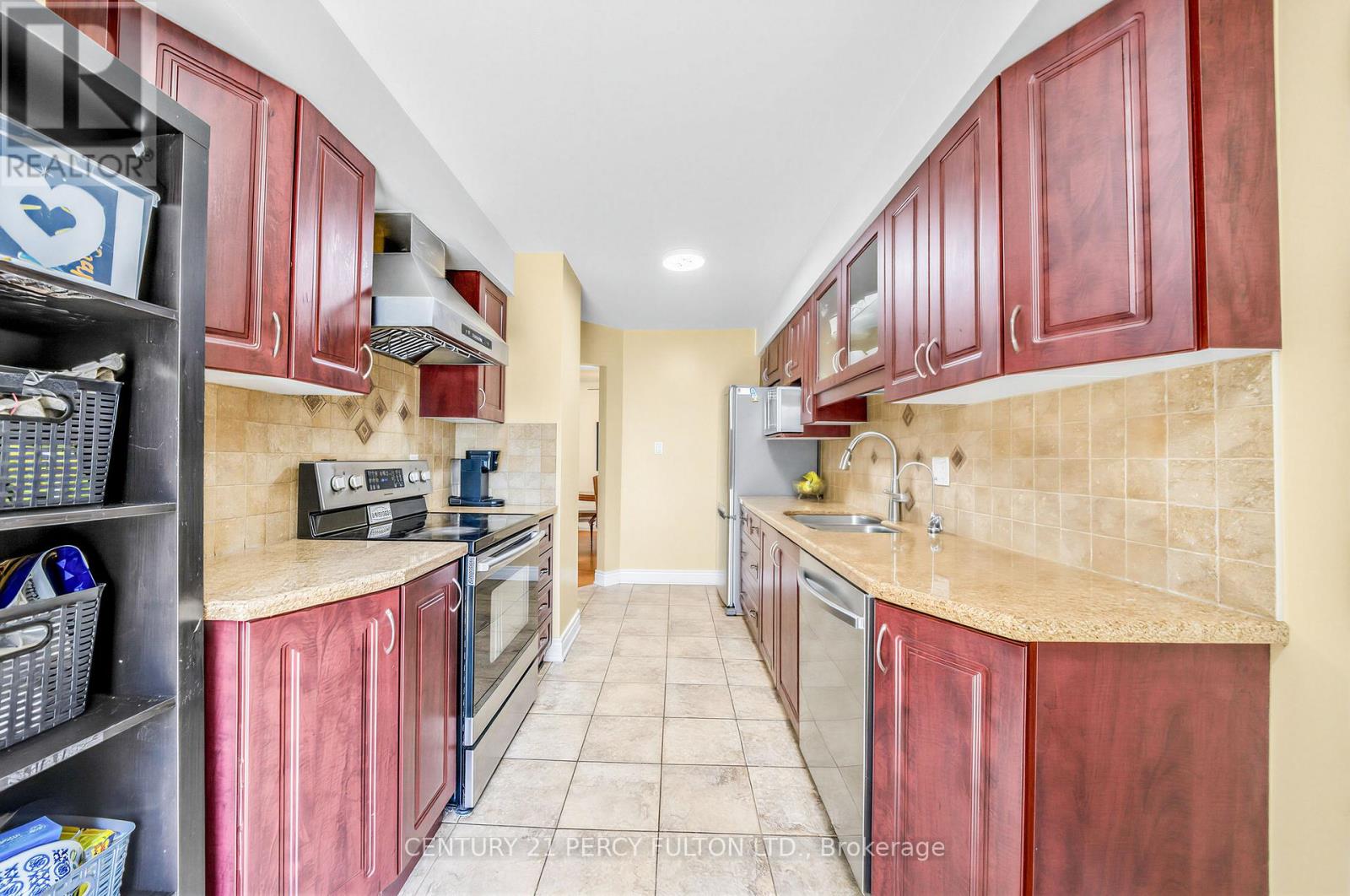 49 CROACH CRESCENT - 14