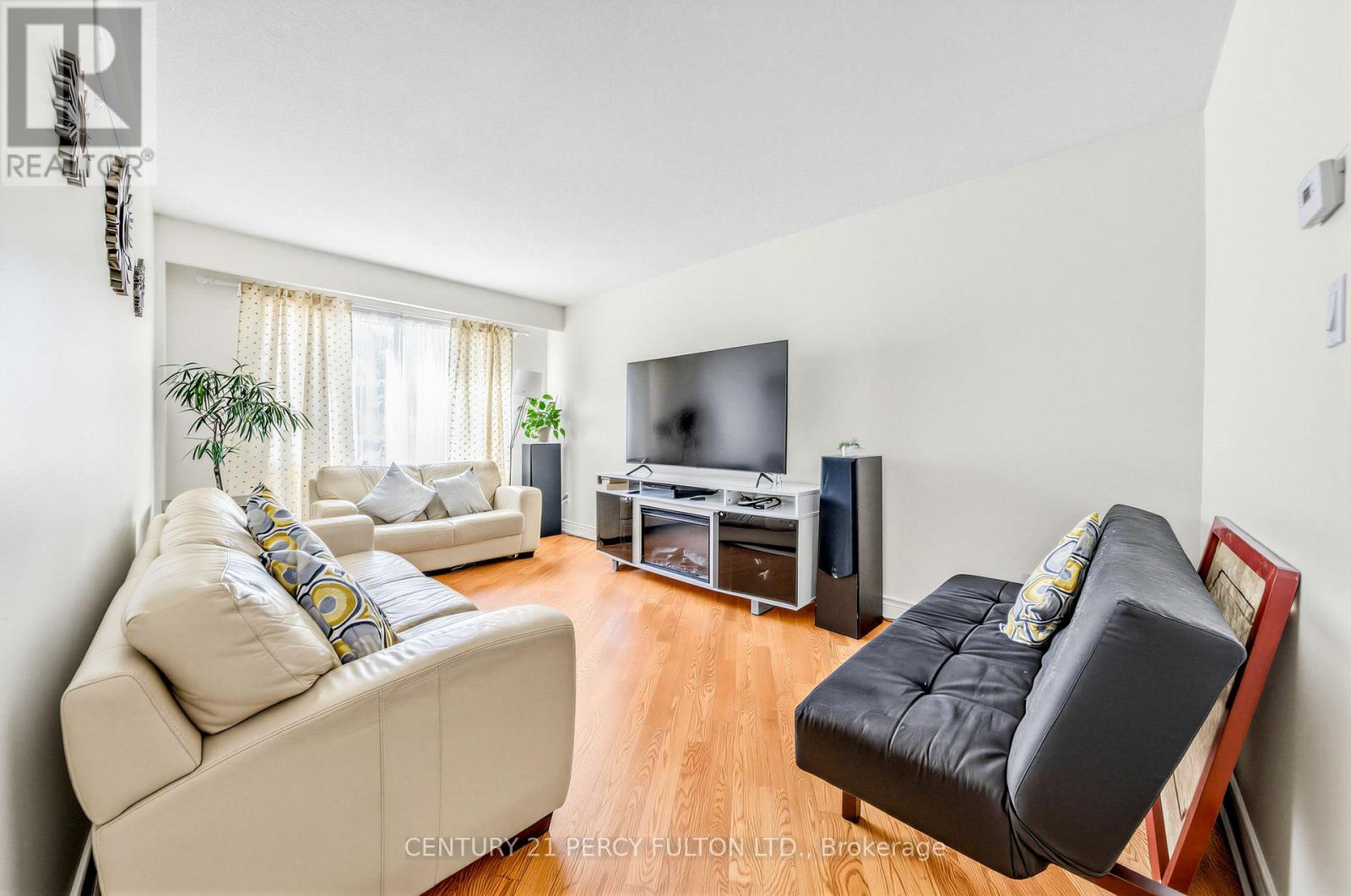 49 CROACH CRESCENT - 7