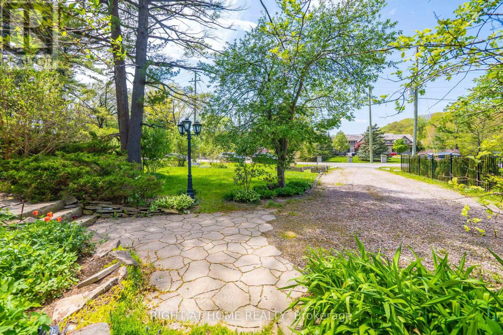 255 SHAVER ROAD - 15
