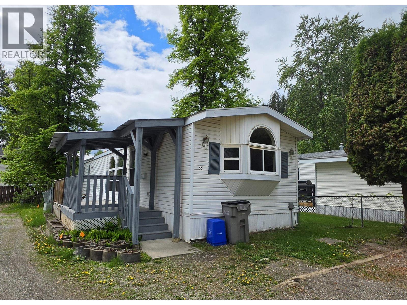 #38 654 NORTH FRASER DRIVE - 1