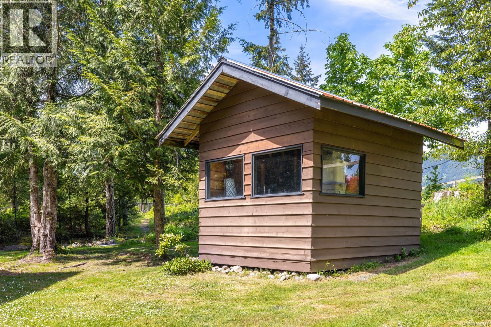 5950 Heger Cres - 35