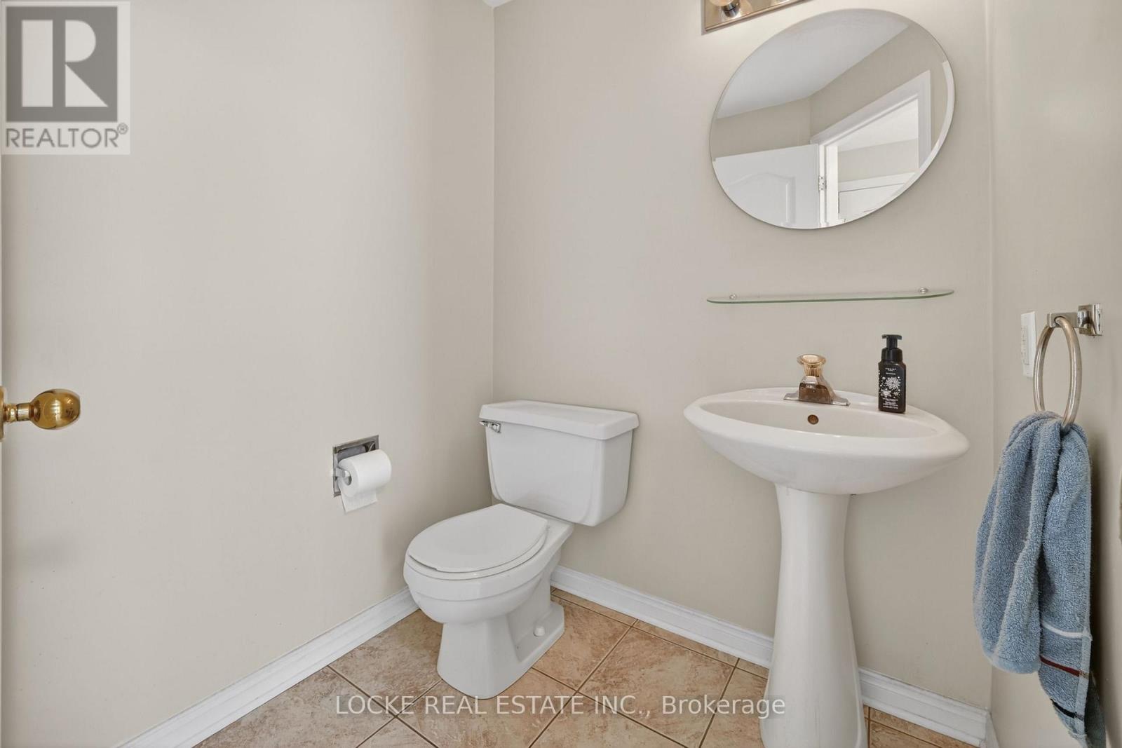 1824 SUMMERFIELDS CRESCENT - 11