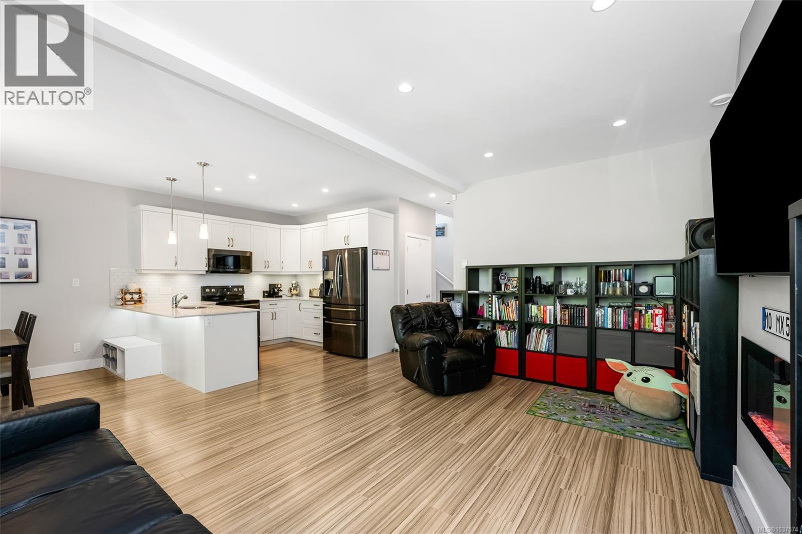 2142 Winfield Dr - 7