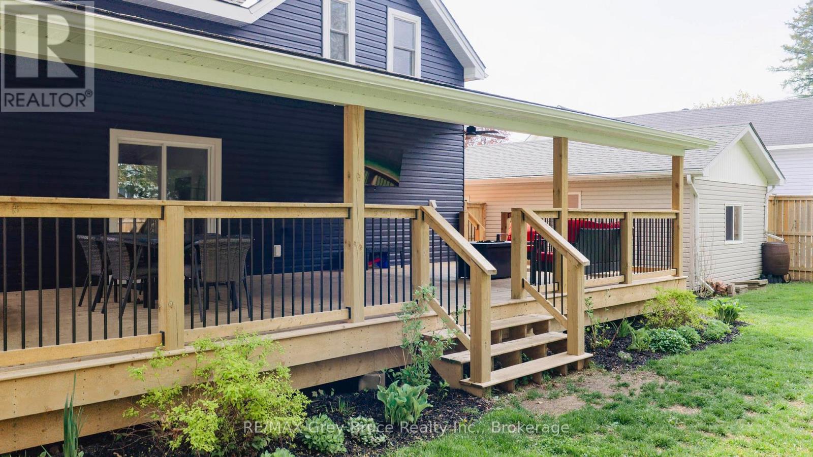 230 2ND AVENUE SE - 29