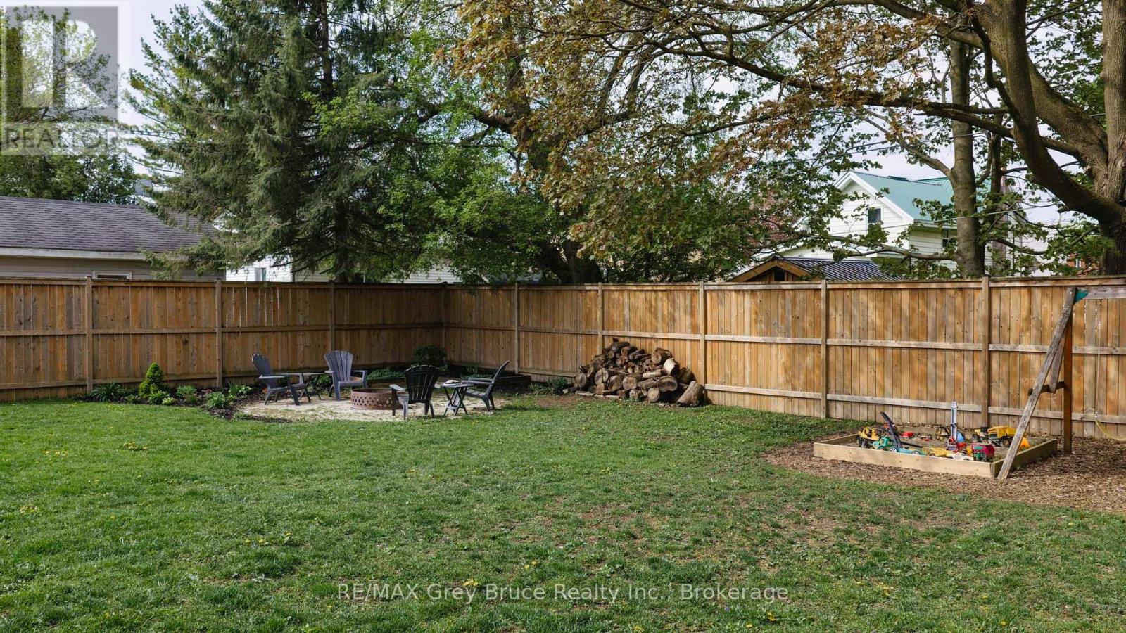 230 2ND AVENUE SE - 30