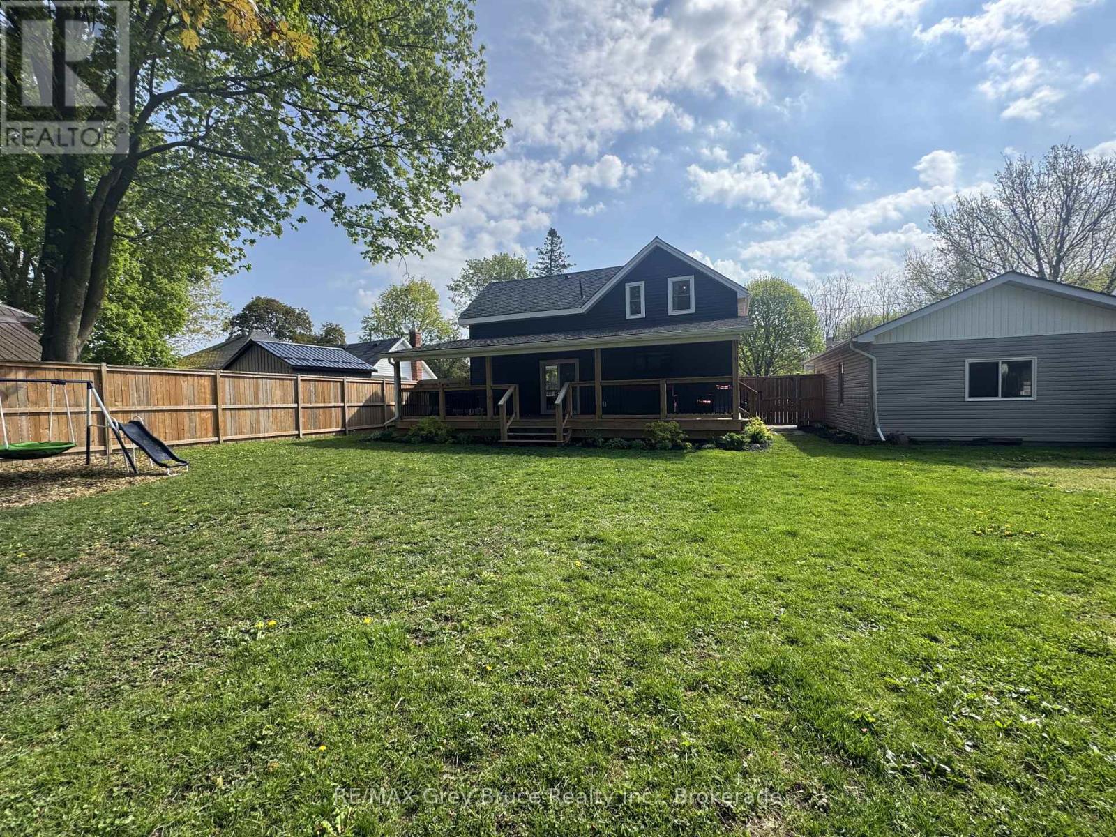 230 2ND AVENUE SE - 34