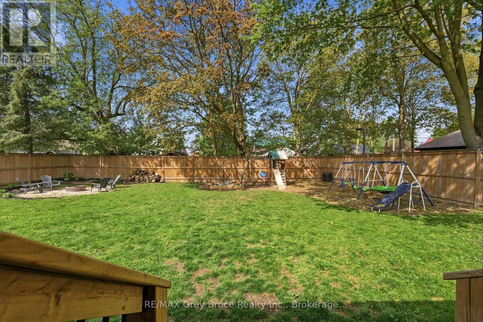 230 2ND AVENUE SE - 35