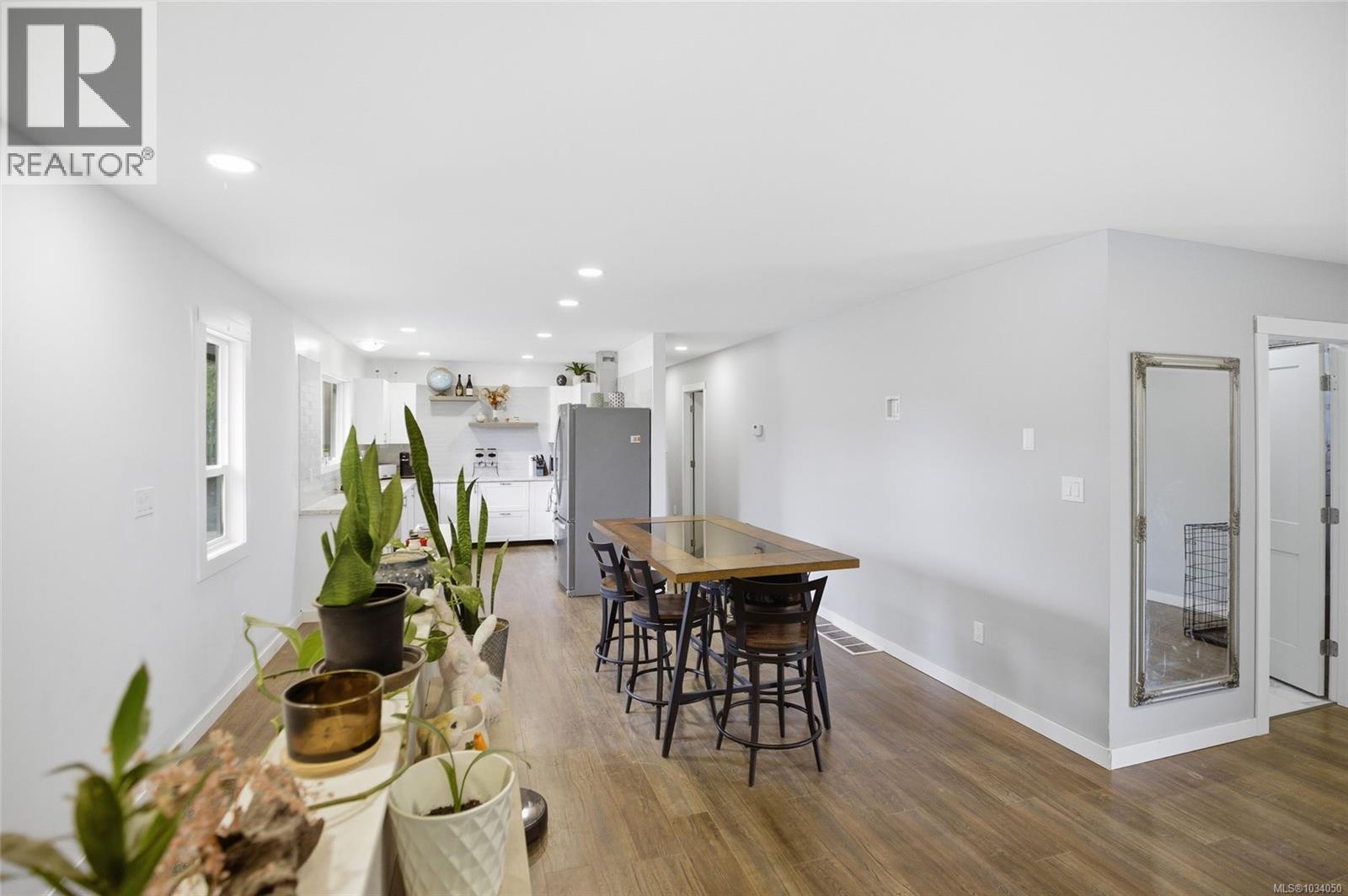 953 Poplar Way - 5