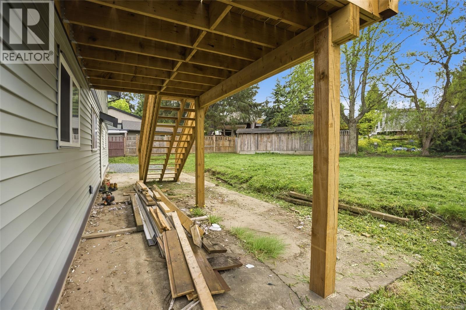 953 Poplar Way - 46