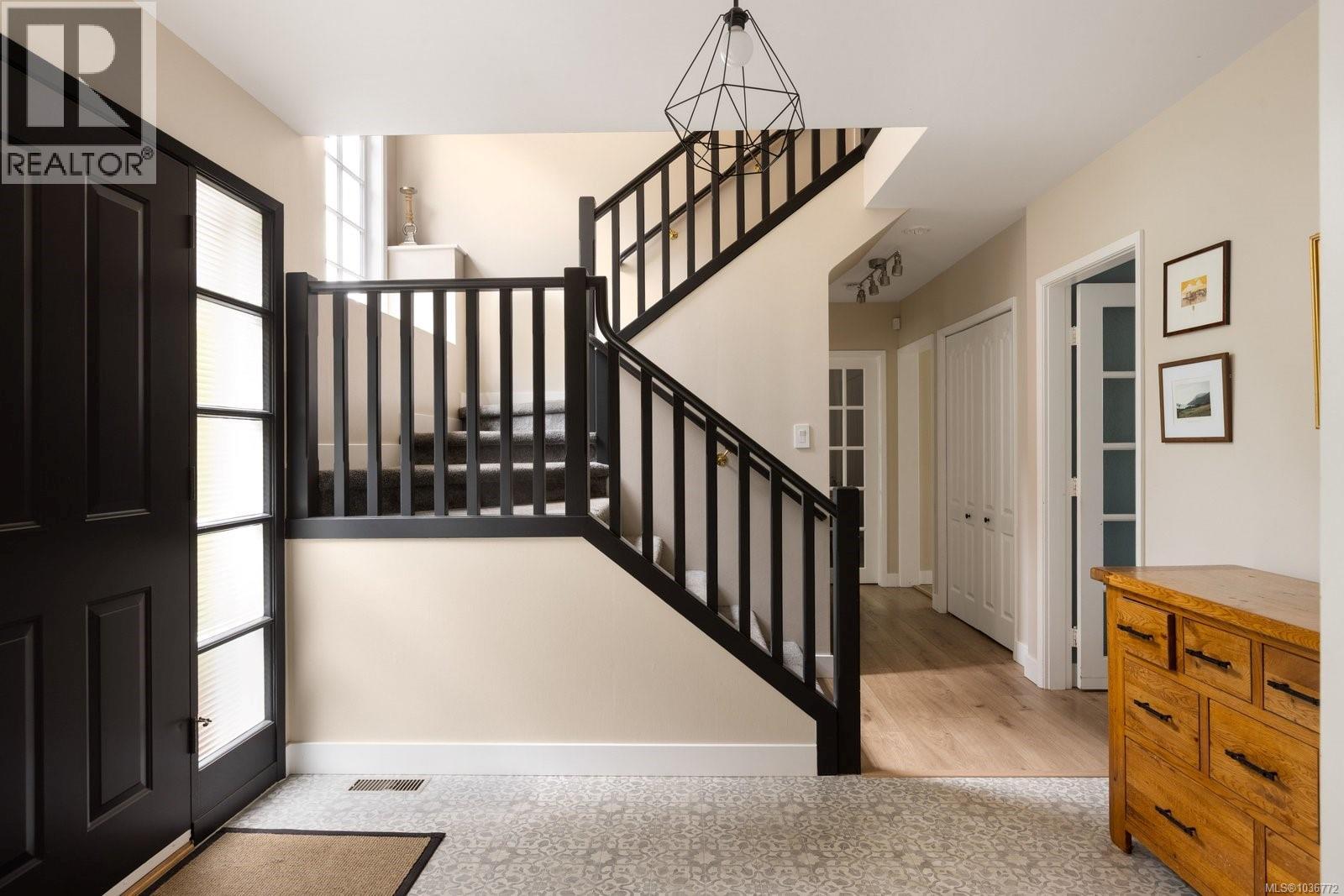 3215 Norfolk Rd - 4