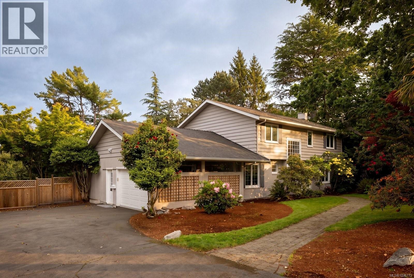 3215 Norfolk Rd - 2