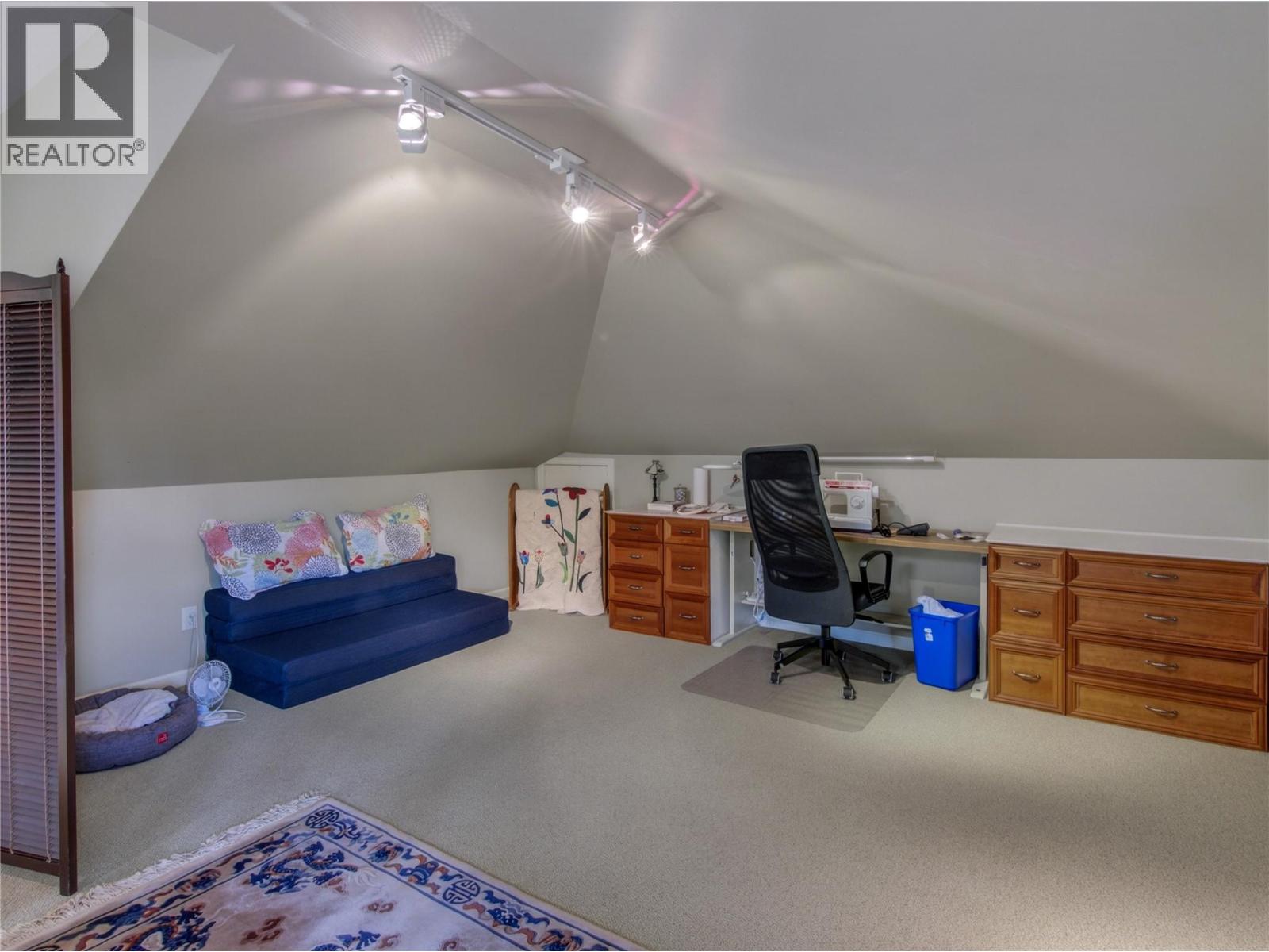 350 MIDDLE BENCH Road, Penticton