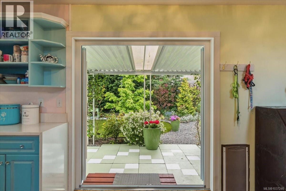 120 Hornby Pl, Qualicum Beach