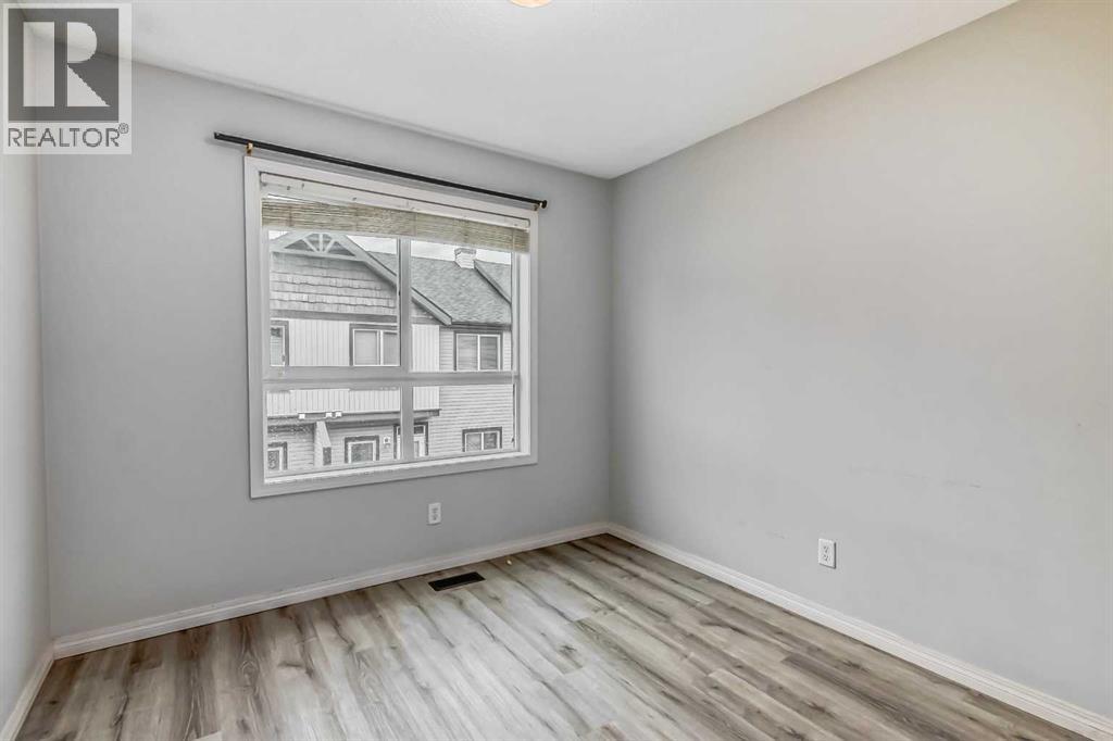 219 Kincora Lane NW - 16