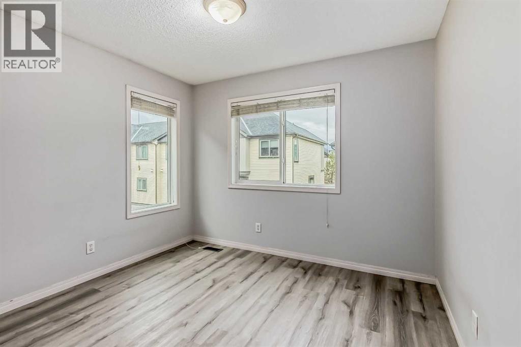 219 Kincora Lane NW - 17