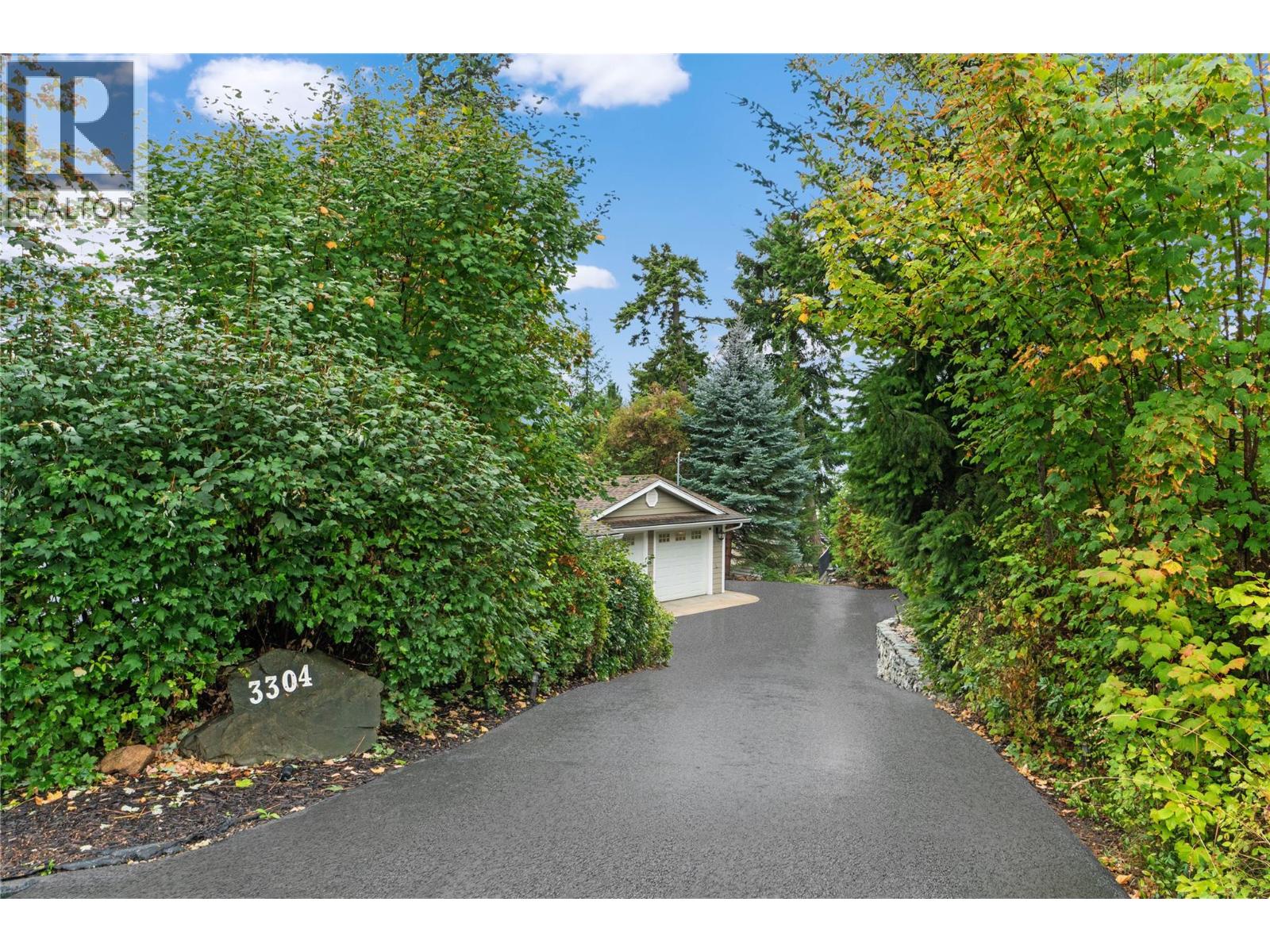  3304 Gray Road, Blind Bay