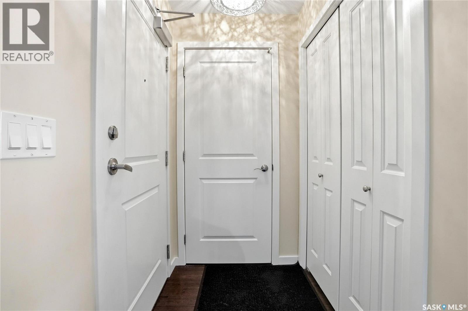 #209 1640 Dakota DRIVE - 8