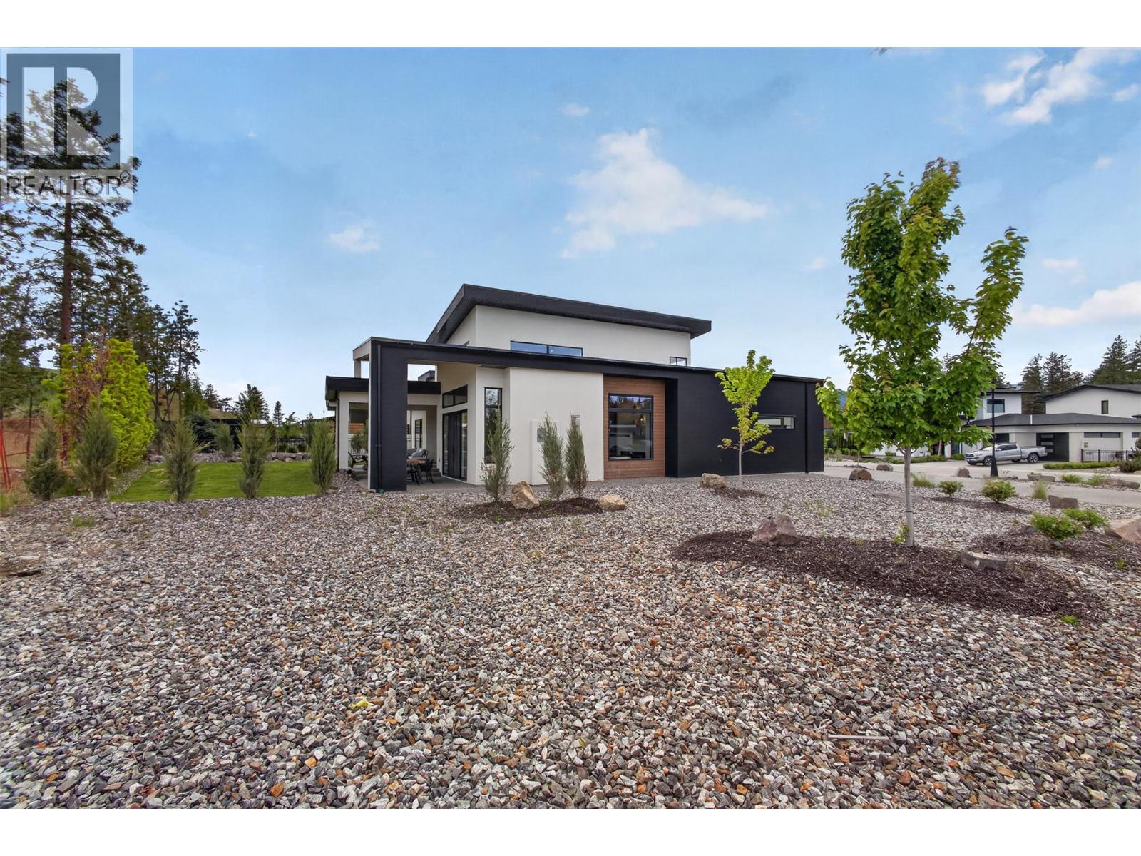 10255 Beacon Hill Drive, Lake Country