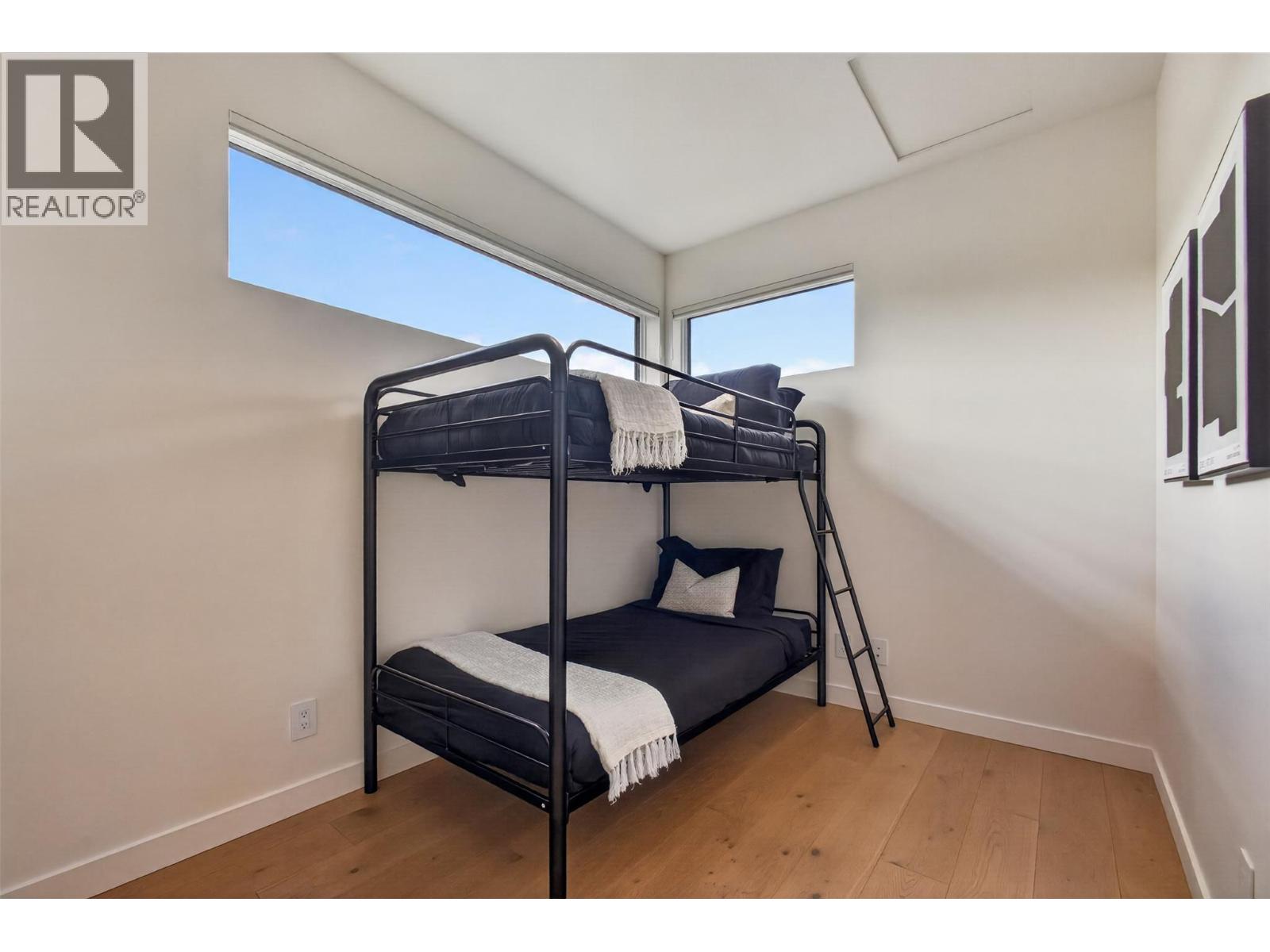 10255 Beacon Hill Drive, Lake Country