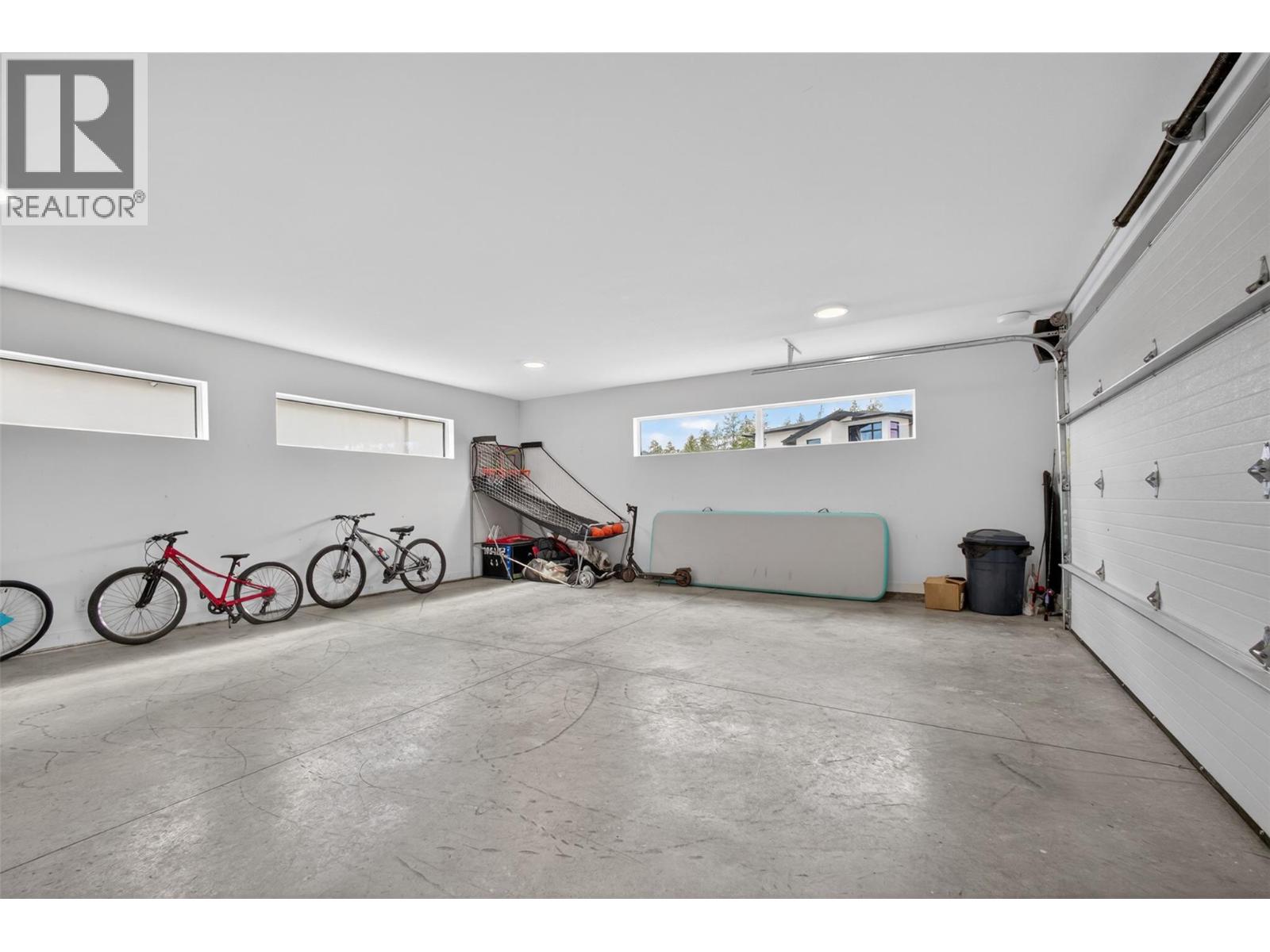 10255 Beacon Hill Drive - 43