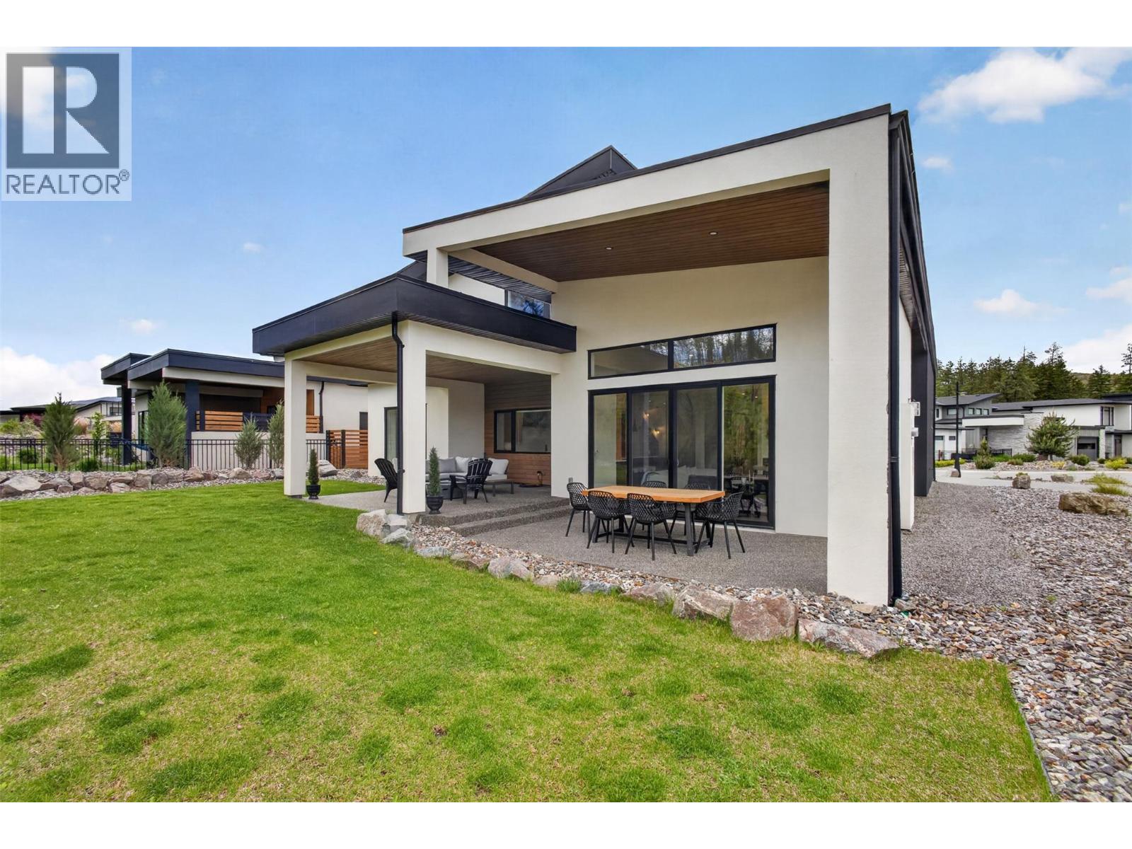 10255 Beacon Hill Drive - 20