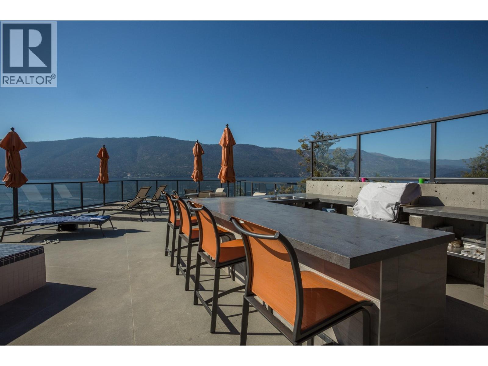 10255 Beacon Hill Drive, Lake Country