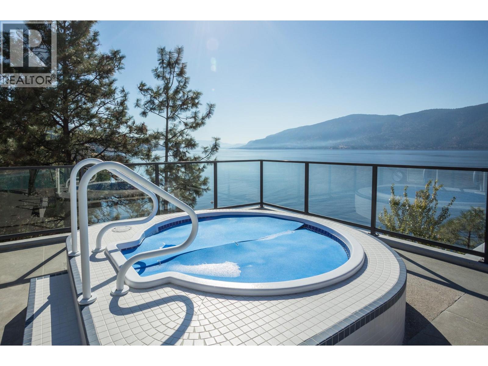 10255 Beacon Hill Drive, Lake Country