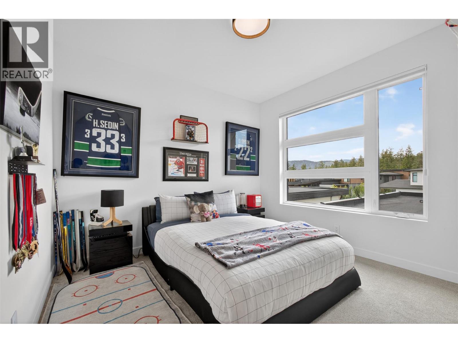 10255 Beacon Hill Drive, Lake Country