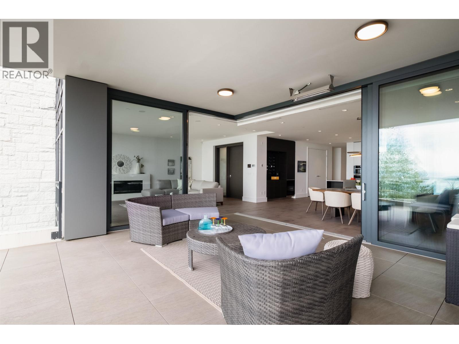 302 2958 BURFIELD PLACE, West Vancouver