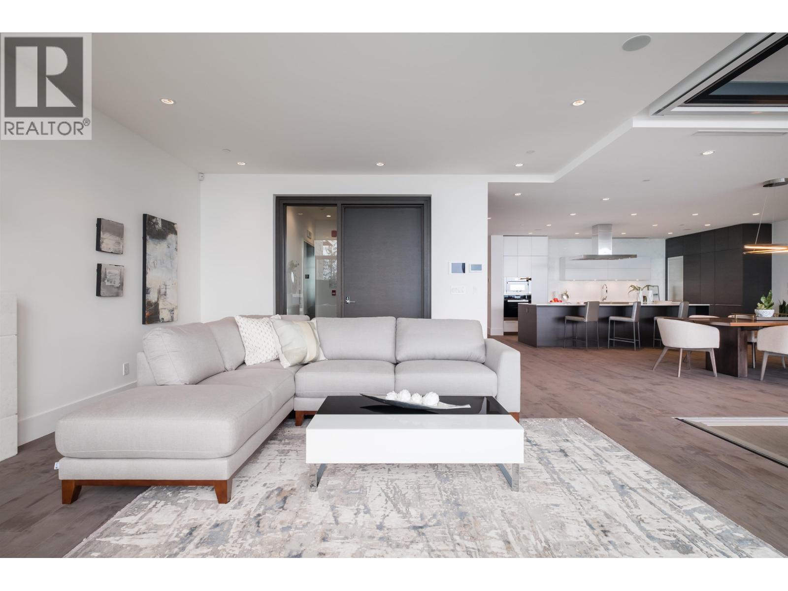 302 2958 BURFIELD PLACE, West Vancouver