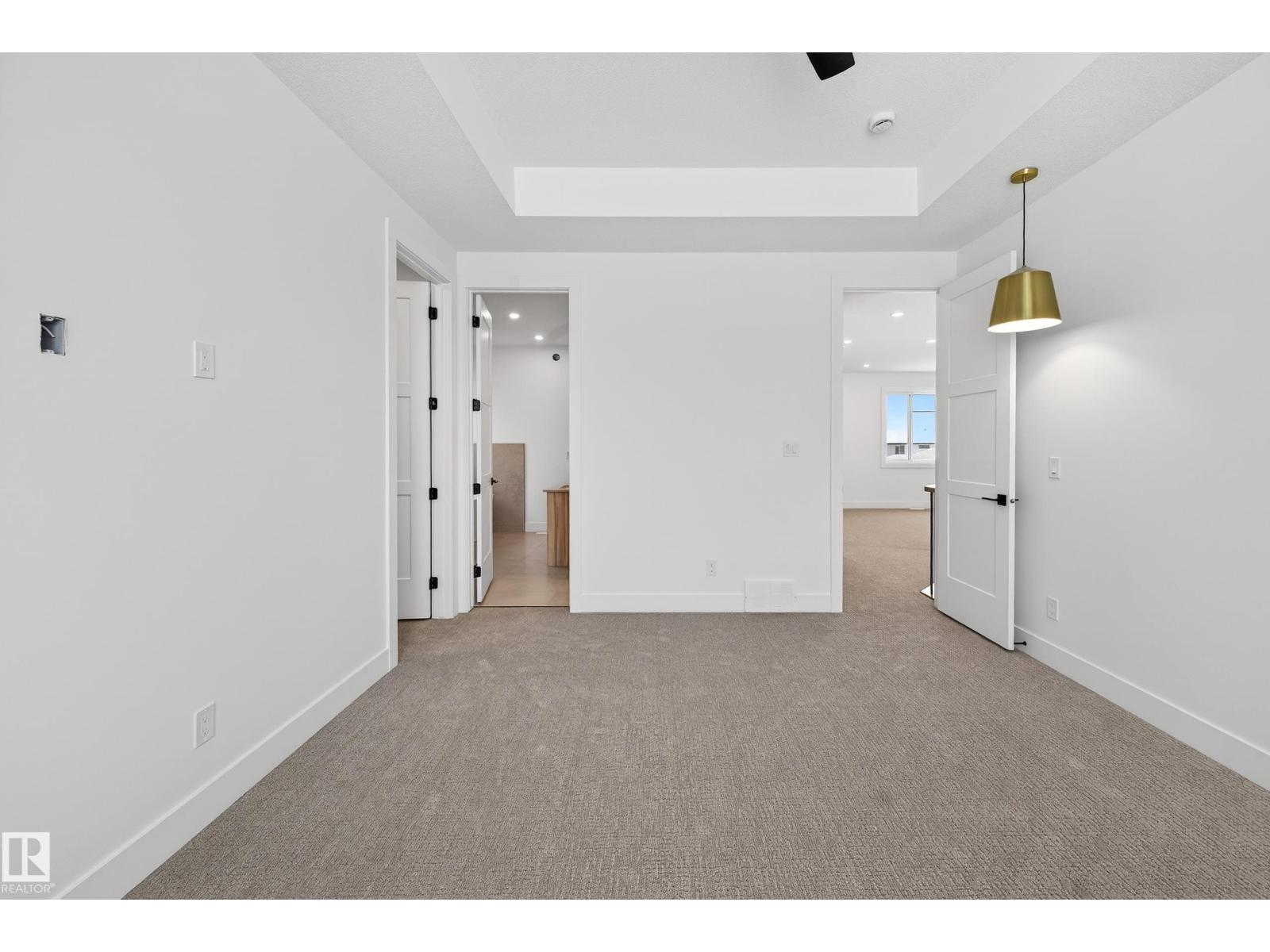 82 Baker ST - 20
