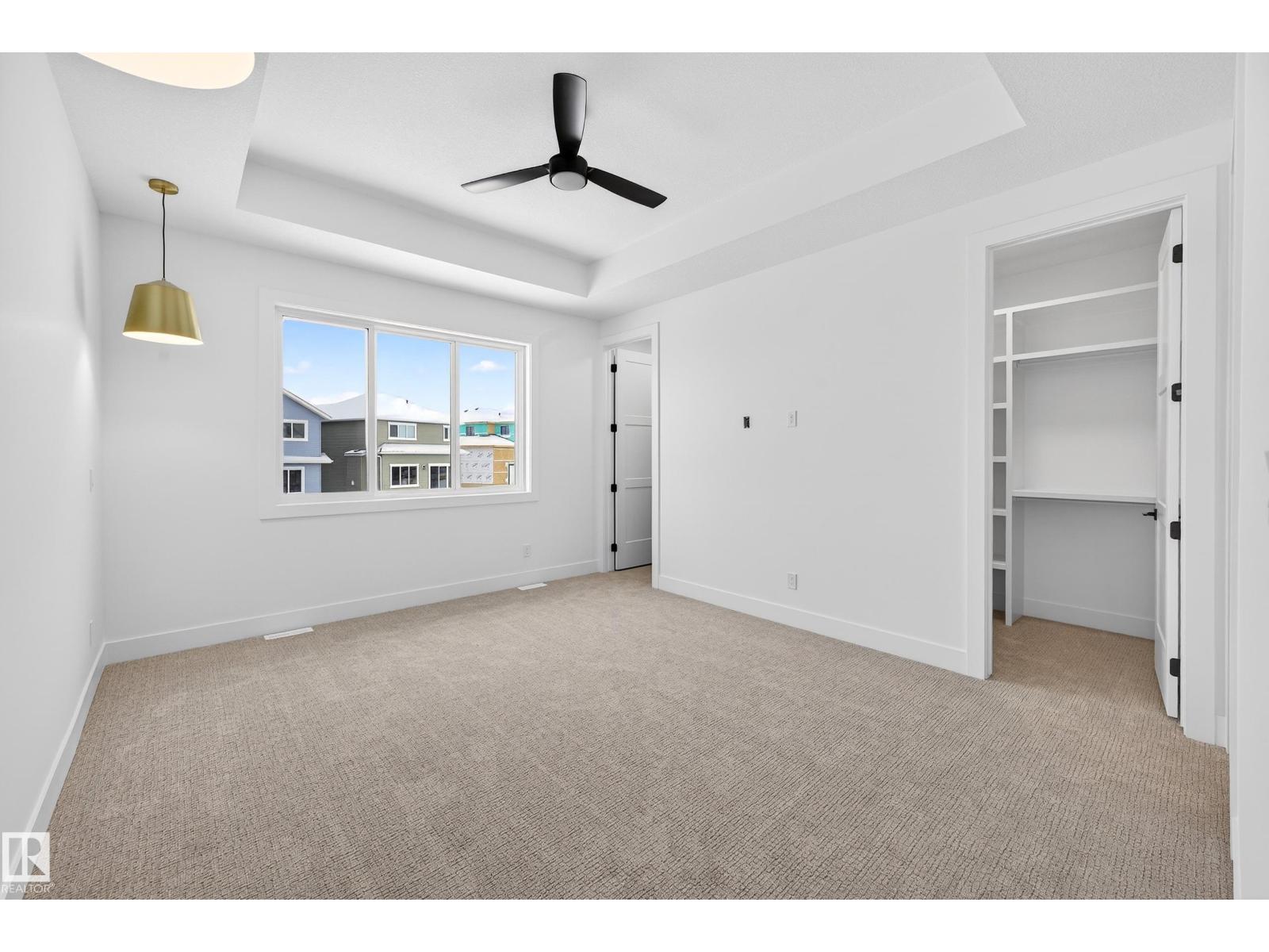 82 Baker ST - 18