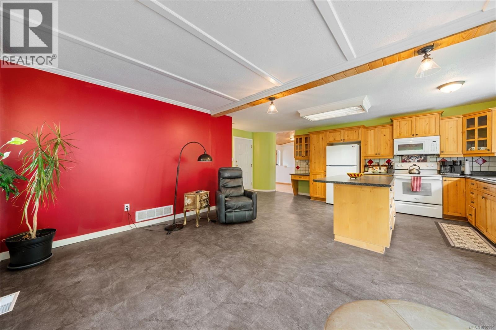 6745 Wall St - 17