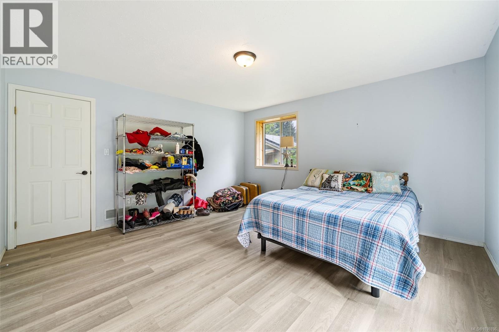 6745 Wall St - 19