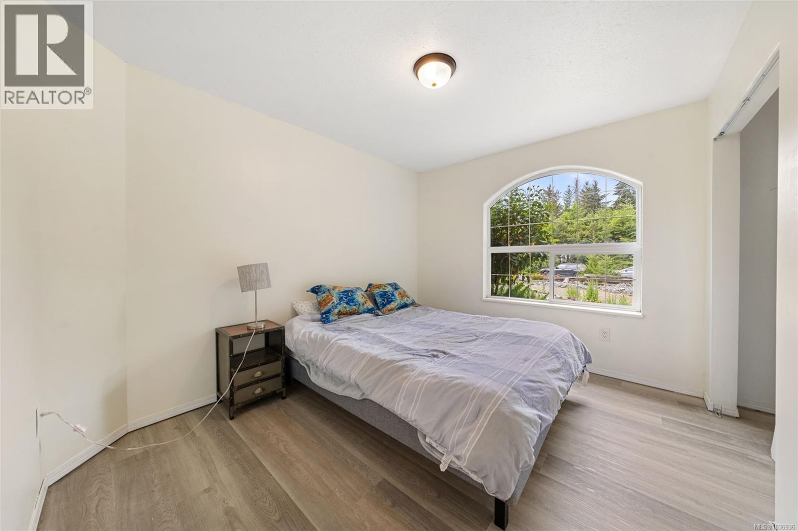 6745 Wall St - 26