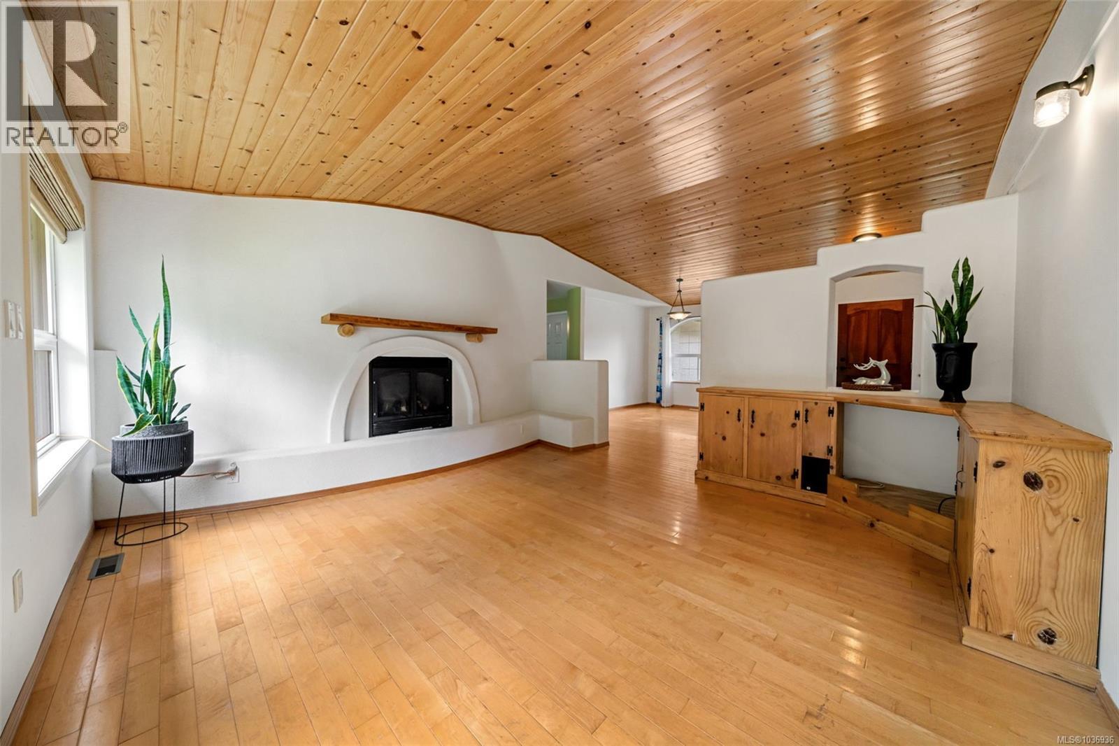 6745 Wall St - 9
