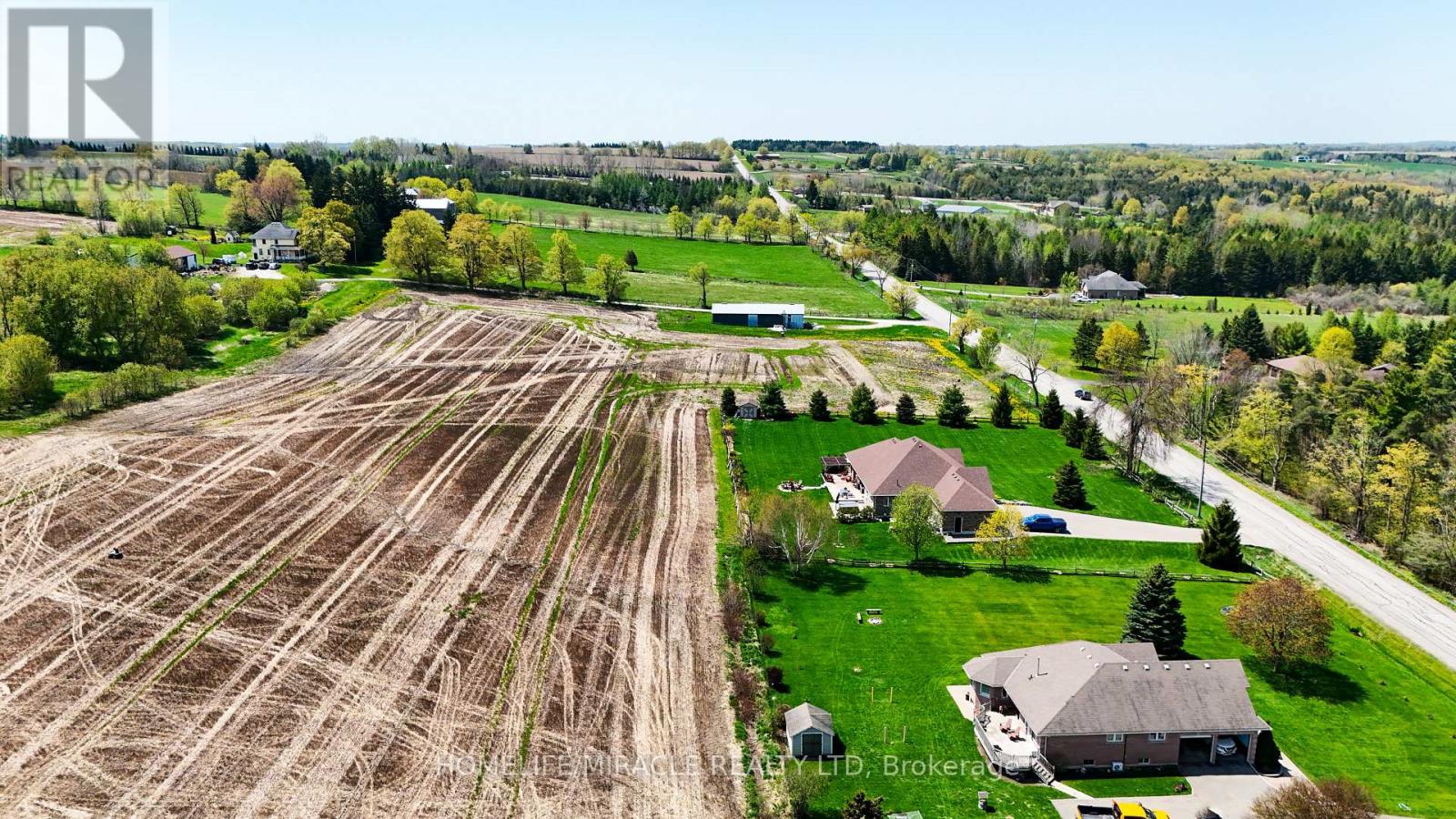 9465 17 SIDE ROAD - 43