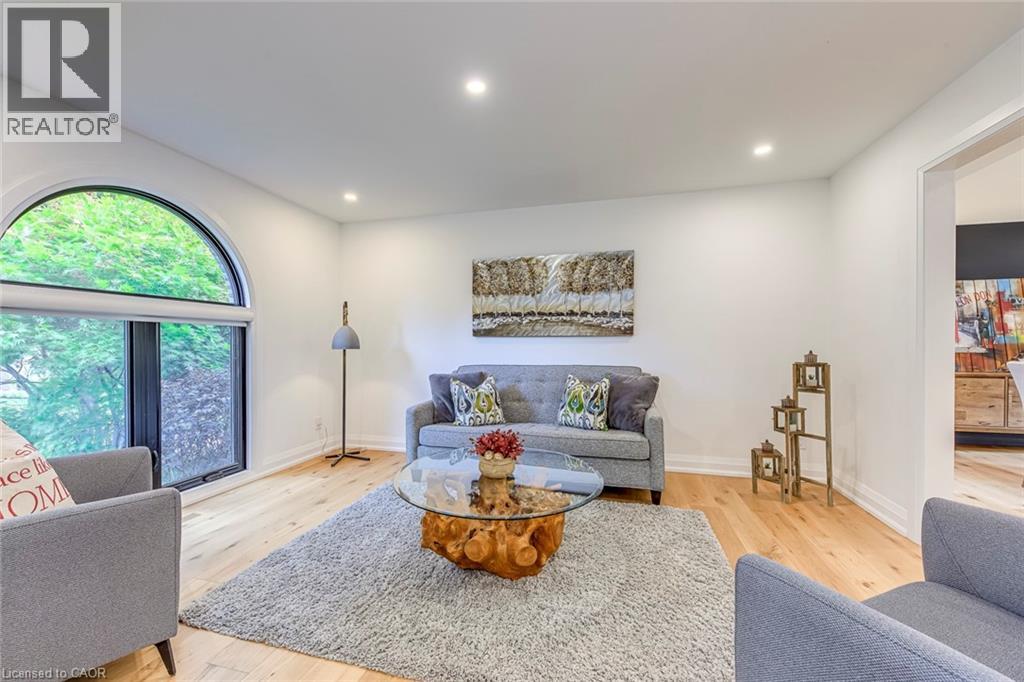 54 DEERVIEW Avenue - 7