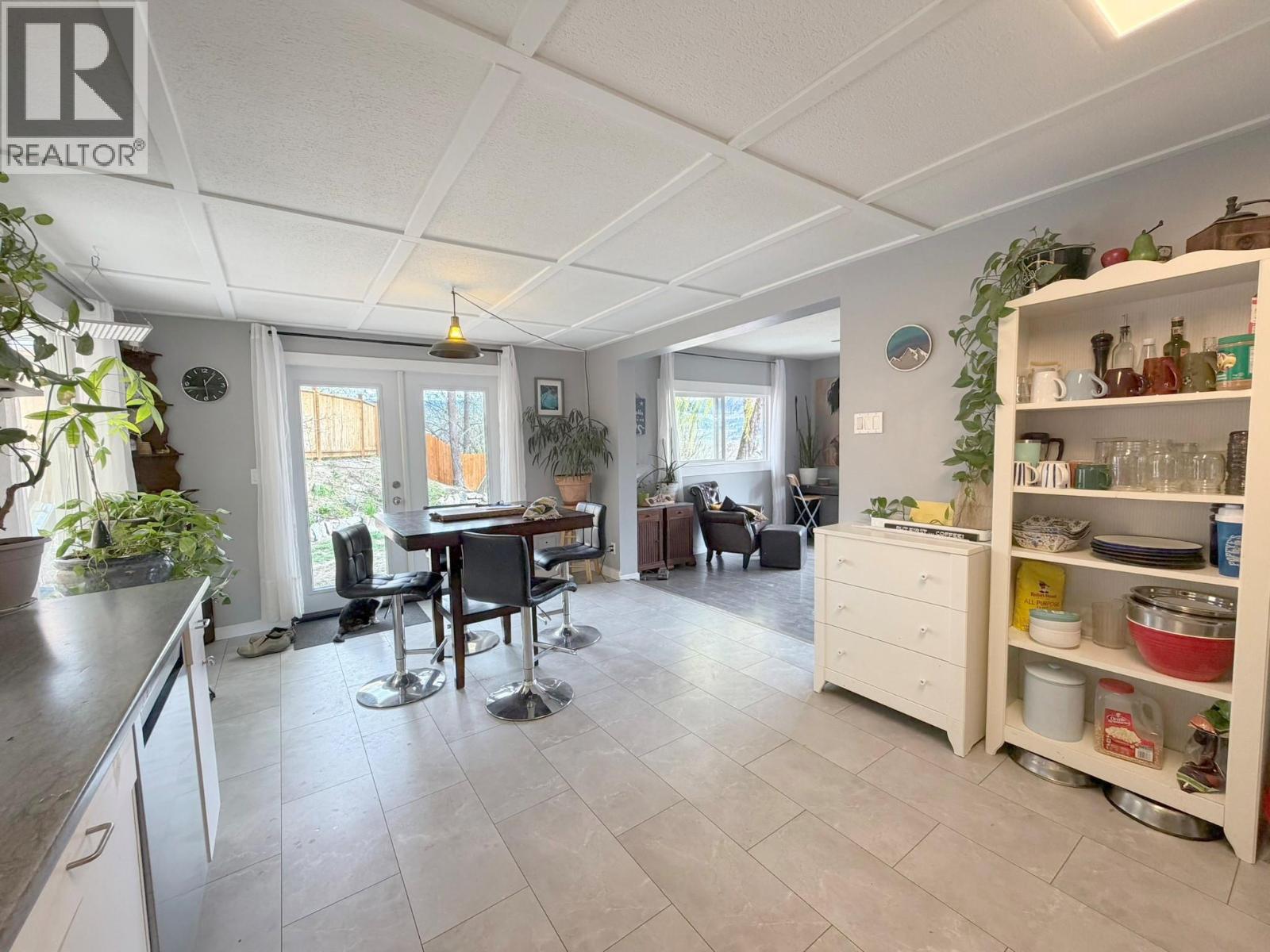 6430 WESTSYDE Road, Kamloops